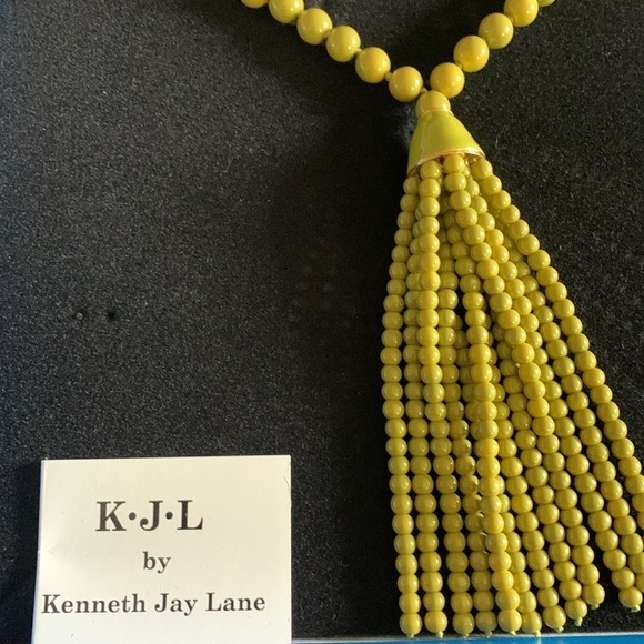 🆕 Kenneth Jay Lane Green Tassel Necklace Palm Beach Party 34" Long Tassel 4.5” - Picture 2 of 2